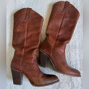 Frye cowgirl boots Faye leather pull on Western tall boot 7.5M in good condition
